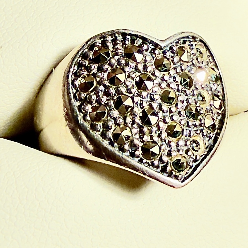 Silver Heart Crystal Pavé Ring - Silver
